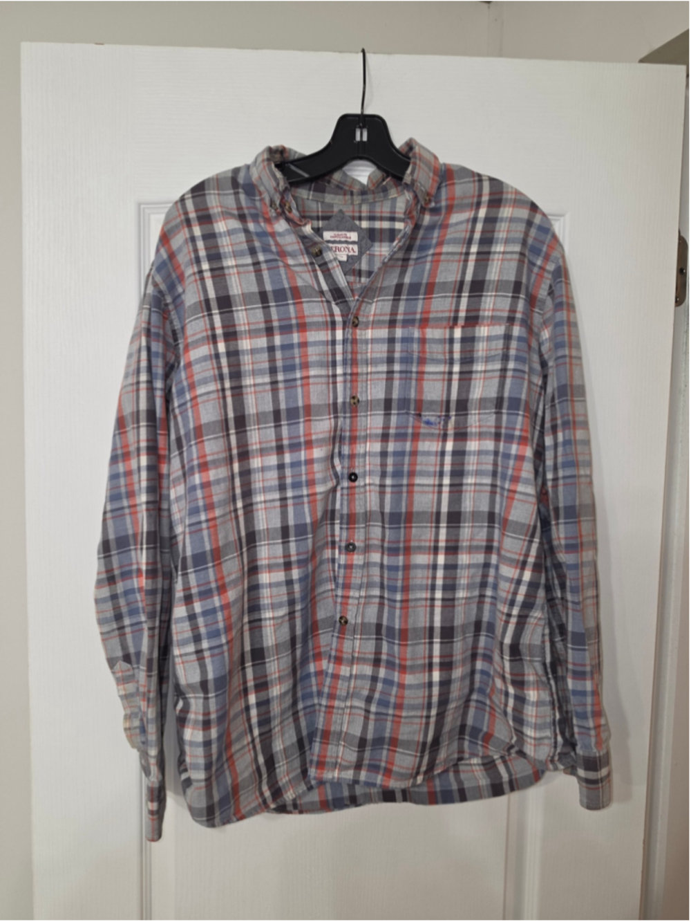 Men's Merona Casual Button Down Shirt, Size L, Grey and Red Plaid